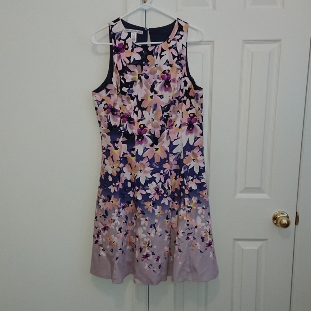 Maggie London A-line floral dress - flattering fit